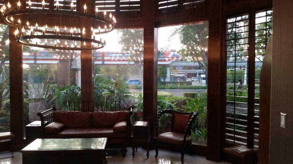 Carousel Inn And Suites Anaheim Kültér fotó
